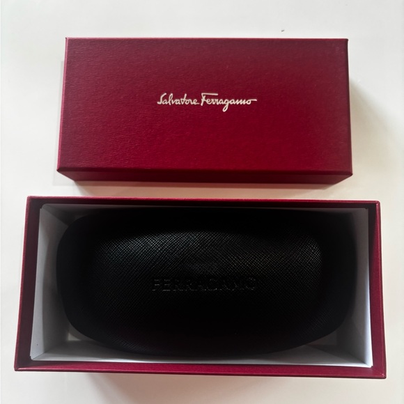 new Ferragamo Alt Fit Oval Cutaway Sunglasses - Picture 3 of 10